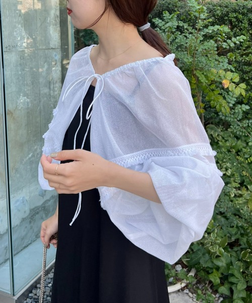 CIAOPANIC TYPY（チャオパニックティピー）の「【india】ネットレースシャーリング袖ボリュームボレロ（シャツ/ブラウス・レディース・ホワイト/ブラック・ONE SIZE）」の3枚目の写真
