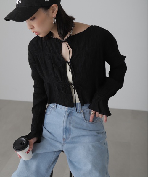 FREE'S MART(フリーズマート)の「◇シアーギャザー前開き短丈ブラウス(カーディガン/ボレロ・レディース・オレンジ/ライトグリーン/ホワイト/イエロー/ブラック・FREE)」の3枚目の写真