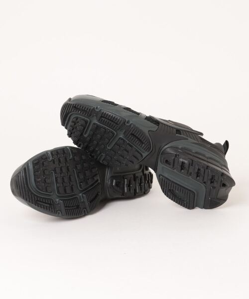 NIKE(ナイキ)の「NIKE WMNS V2K RUN FD0736-001(スニーカー・レディース・ブラック・24.5㎝/23㎝/23.5㎝/24㎝/25㎝/27cm)」の4枚目の写真