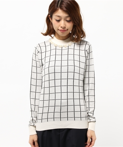 earth music&ecology（アースミュージックアンドエコロジー）の「【ハイハイハイネック】ビジューウィンドペンハイネックニット（ニット/セーター・レディース・アイボリー/ブラック・SMALL/LARGE/MEDIUM）」の3枚目の写真