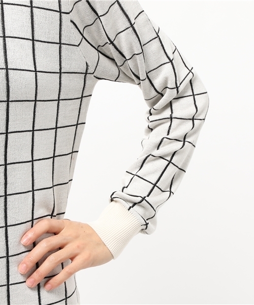 earth music&ecology（アースミュージックアンドエコロジー）の「【ハイハイハイネック】ビジューウィンドペンハイネックニット（ニット/セーター・レディース・アイボリー/ブラック・SMALL/LARGE/MEDIUM）」の7枚目の写真