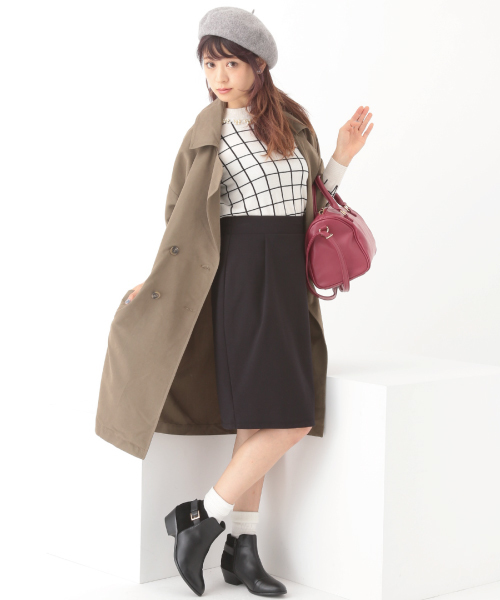 earth music&ecology（アースミュージックアンドエコロジー）の「【ハイハイハイネック】ビジューウィンドペンハイネックニット（ニット/セーター・レディース・アイボリー/ブラック・SMALL/LARGE/MEDIUM）」の10枚目の写真