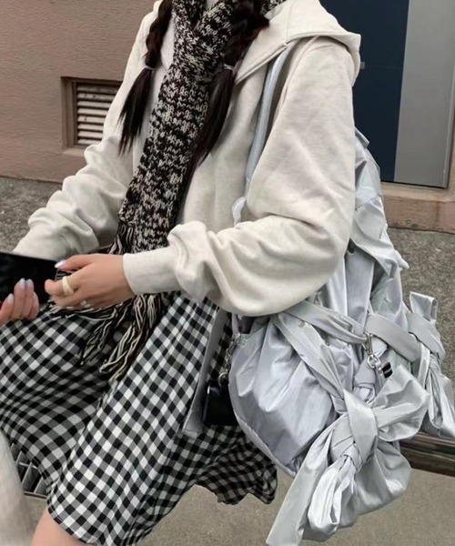 LYEON(リヨン)の「リボンバックパック/リュック(バックパック/リュック・レディース・ブラック/シルバー・FREE)」の6枚目の写真