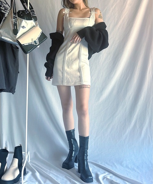 Chick(チック)の「Ribbon Mini Camisole Dress / リボンミニキャミワンピース(ワンピース・レディース・ホワイト/ブラック・FREE)」の2枚目の写真