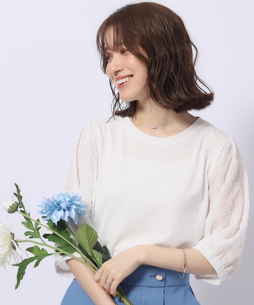 SHOO・LA・RUE(シューラルー)の「◆【洗える/二の腕カバー】上品な透け感 シアーパフ5分袖トップス(Tシャツ/カットソー・レディース・ベビーピンク/ブラック/グリーン系/ホワイト・04/03/02)」の1枚目の写真