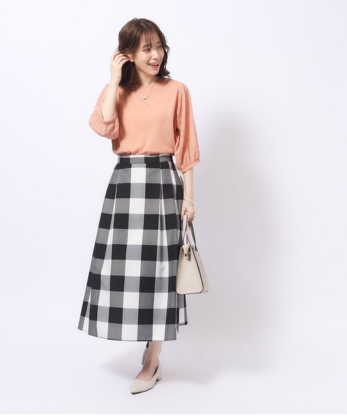 SHOO・LA・RUE(シューラルー)の「◆【洗える/二の腕カバー】上品な透け感 シアーパフ5分袖トップス(Tシャツ/カットソー・レディース・ベビーピンク/ブラック/グリーン系/ホワイト・04/03/02)」の11枚目の写真