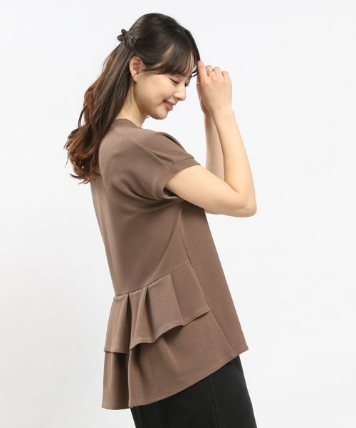 GLOBAL WORK Smile Seed Store（グローバルワーク スマイルシードストア）の「フクレジャガードバックフリルPOフレンチスリーブ/108551（Tシャツ/カットソー・レディース・モカ/ブルー系その他6/ブラック/アイボリー・SMALL/MEDIUM/X-LARGE/LARGE）」の3枚目の写真