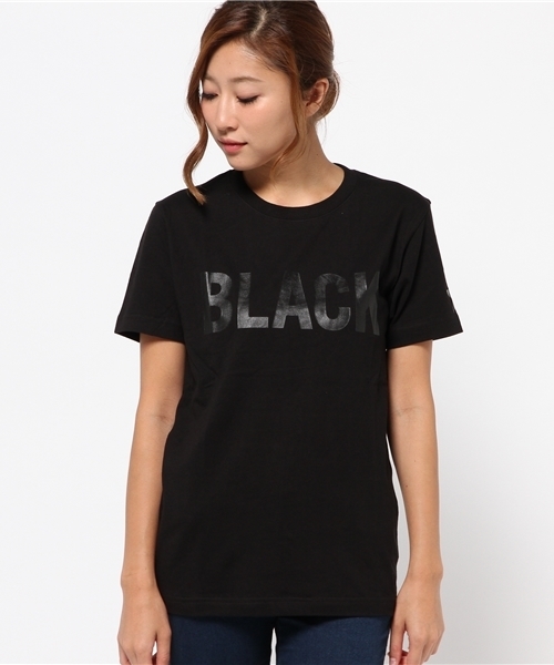 AZUL by moussy（アズールバイマウジー）の「20/-OE天竺同色ロゴT（Tシャツ/カットソー・レディース・ブラック/オフホワイト/ネイビー・SMALL/LARGE/MEDIUM/X-LARGE）」の4枚目の写真