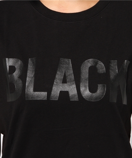 AZUL by moussy（アズールバイマウジー）の「20/-OE天竺同色ロゴT（Tシャツ/カットソー・レディース・ブラック/オフホワイト/ネイビー・SMALL/LARGE/MEDIUM/X-LARGE）」の11枚目の写真