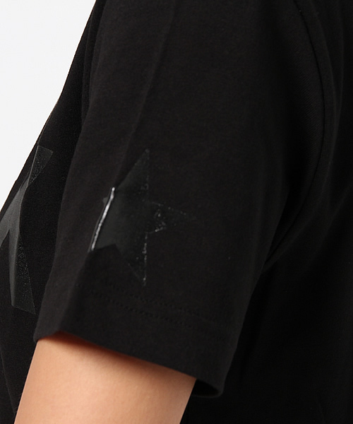 AZUL by moussy（アズールバイマウジー）の「20/-OE天竺同色ロゴT（Tシャツ/カットソー・レディース・ブラック/オフホワイト/ネイビー・SMALL/LARGE/MEDIUM/X-LARGE）」の12枚目の写真