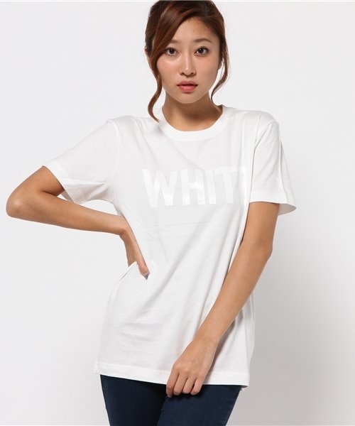 AZUL by moussy（アズールバイマウジー）の「20/-OE天竺同色ロゴT（Tシャツ/カットソー・レディース・ブラック/オフホワイト/ネイビー・SMALL/LARGE/MEDIUM/X-LARGE）」の14枚目の写真