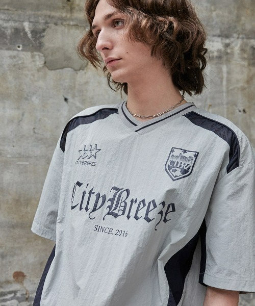 CITYBREEZE（シティブリーズ）の「CITY NYLON UNIFORM SHORT SLEEVE T-SHIRT（Tシャツ/カットソー・レディース・グレー/ネイビー・MEDIUM/LARGE）」の2枚目の写真