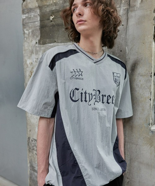 CITYBREEZE（シティブリーズ）の「CITY NYLON UNIFORM SHORT SLEEVE T-SHIRT（Tシャツ/カットソー・レディース・グレー/ネイビー・MEDIUM/LARGE）」の11枚目の写真
