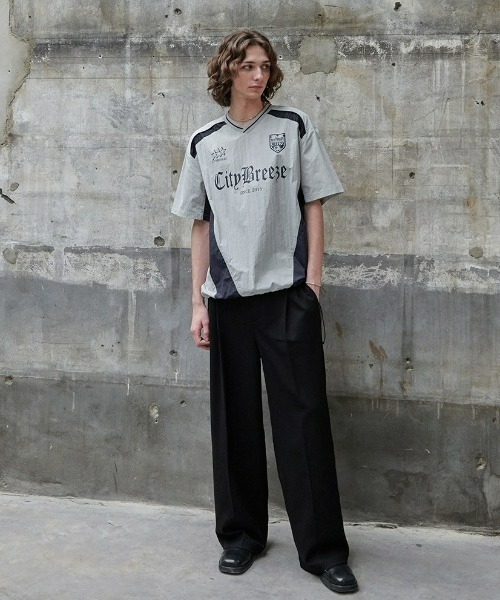 CITYBREEZE（シティブリーズ）の「CITY NYLON UNIFORM SHORT SLEEVE T-SHIRT（Tシャツ/カットソー・レディース・グレー/ネイビー・MEDIUM/LARGE）」の15枚目の写真
