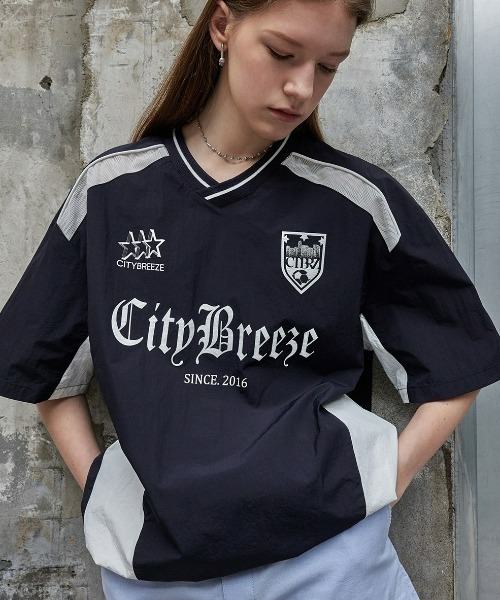 CITYBREEZE（シティブリーズ）の「CITY NYLON UNIFORM SHORT SLEEVE T-SHIRT（Tシャツ/カットソー・レディース・グレー/ネイビー・MEDIUM/LARGE）」の3枚目の写真