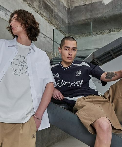 CITYBREEZE（シティブリーズ）の「CITY NYLON UNIFORM SHORT SLEEVE T-SHIRT（Tシャツ/カットソー・レディース・グレー/ネイビー・MEDIUM/LARGE）」の10枚目の写真