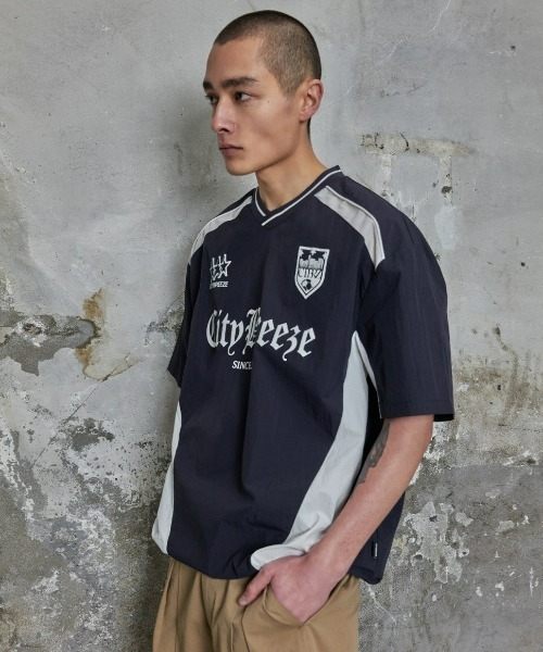 CITYBREEZE（シティブリーズ）の「CITY NYLON UNIFORM SHORT SLEEVE T-SHIRT（Tシャツ/カットソー・レディース・グレー/ネイビー・MEDIUM/LARGE）」の6枚目の写真