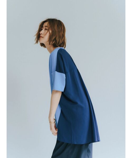 YECCA VECCA(イェッカヴェッカ)の「異素材切替タックデザインカットソー(Tシャツ/カットソー・レディース・ブラック/ブルー/オフホワイト・FREE)」の9枚目の写真