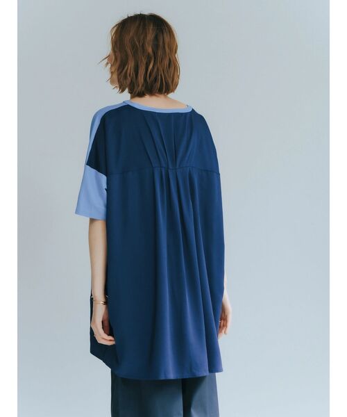 YECCA VECCA(イェッカヴェッカ)の「異素材切替タックデザインカットソー(Tシャツ/カットソー・レディース・ブラック/ブルー/オフホワイト・FREE)」の10枚目の写真