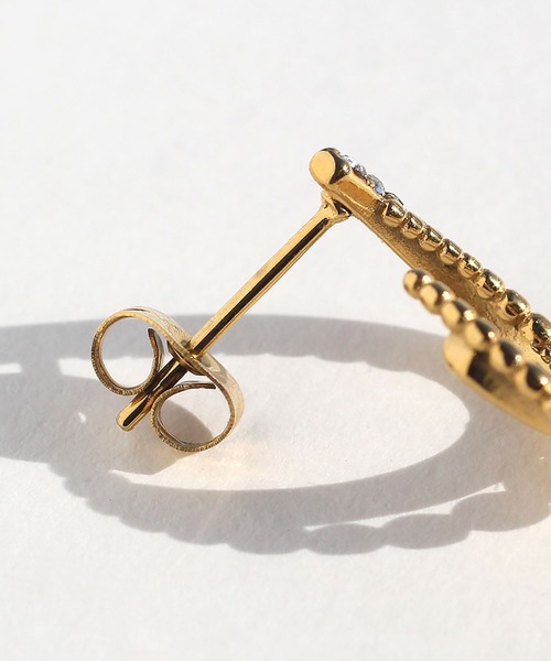 abaskdesign（アバスクデザイン）の「金属アレルギー対応 ヒネリジルコニアステンレスピアス（ピアス（両耳用）・レディース・ゴールド・FREE）」の7枚目の写真