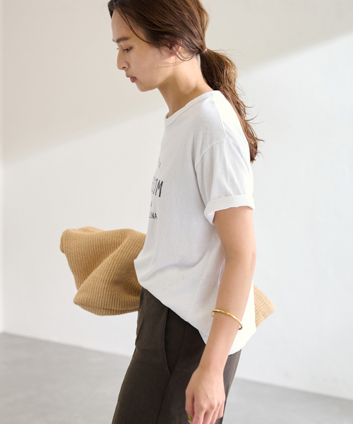 新品FRAMeWORKフレームワークFREEDOM ロゴT-SHIRT FRAMeWORK（フレームワーク）の「FREEDOM ロゴT-SHIRT（Tシャツ
