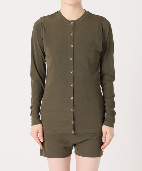 AP STUDIO（エーピーストゥディオ）の「【DAWN/ダン】HAORI WITH SNAP BUTTON（ラッシュガード・レディース・ブラック/カーキ・FREE）」の22枚目の写真