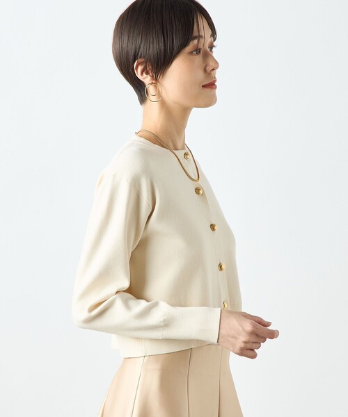 NOLLEY’S Sophi(ノーリーズソフィ)の「スムース編みショート丈カーディガン(カーディガン/ボレロ・レディース・アイボリー/サックスブルー/ブラック・38)」の13枚目の写真
