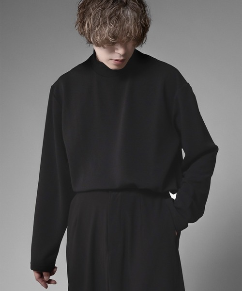 favclo.（ファブクロ）の「REFINED HIGH NECK TOPS／リファインドハイネックトップス（Tシャツ/カットソー・メンズ・ブラック・SMALL/MEDIUM）」の2枚目の写真