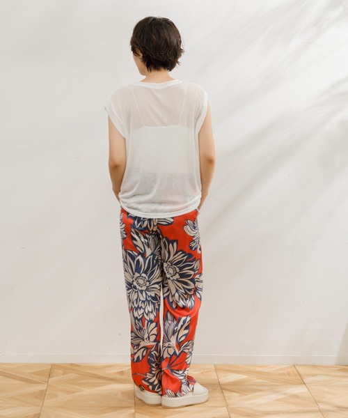 AMERICAN RAG CIE（アメリカンラグシー）の「【ARC】シアーロゴタンクトップ（タンクトップ・レディース・ベージュ/ホワイト/ブラック・FREE）」の7枚目の写真