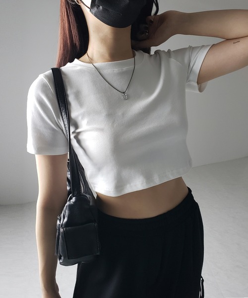 me+em select(ミームセレクト)の「【 3color 】BASIC ショートチビTシャツ / BASIC SHORT CHIBI T-SHIRTS(Tシャツ/カットソー・レディース・グレー/ホワイト/ブラック・FREE)」の6枚目の写真