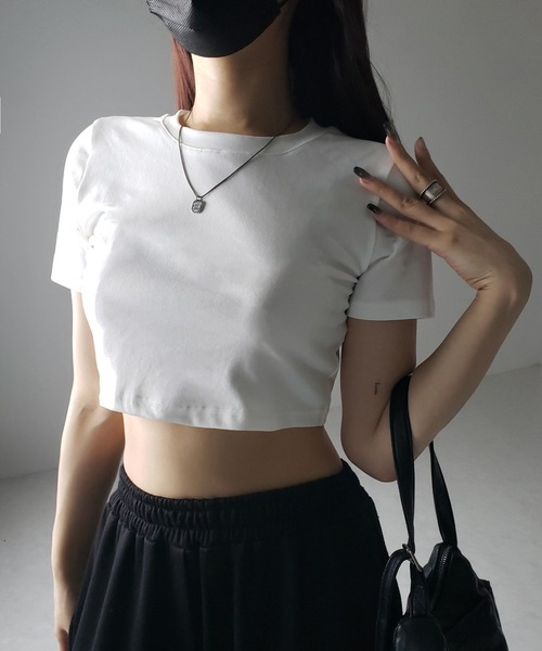 me+em select(ミームセレクト)の「【 3color 】BASIC ショートチビTシャツ / BASIC SHORT CHIBI T-SHIRTS(Tシャツ/カットソー・レディース・グレー/ホワイト/ブラック・FREE)」の4枚目の写真
