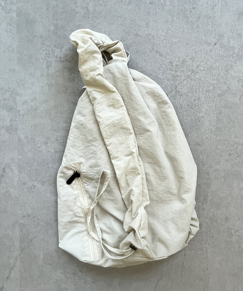 CPCM（シーピーシーエム）の「カラーロゴワンショルリュック（バックパック/リュック・レディース・アイボリー/ブラック・FREE）」の6枚目の写真
