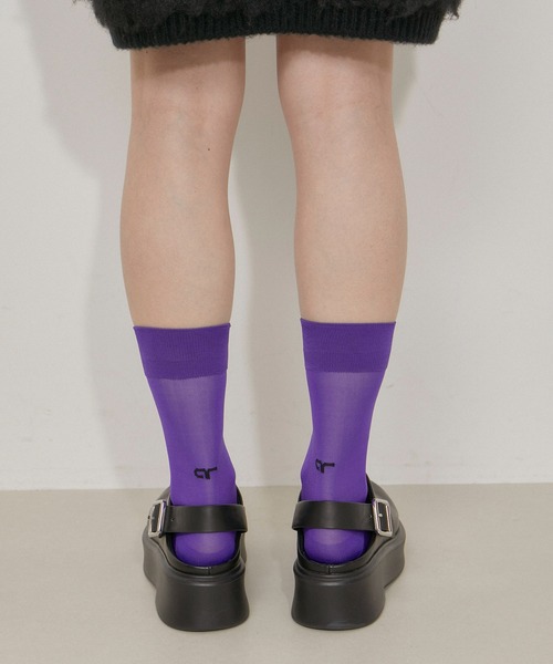 ADAM ET ROPE'（アダムエロペ）の「シアーARロゴソックス（ソックス/靴下・レディース・ベージュ/パープル/ホワイト/ダークブラウン・FREE）」の4枚目の写真