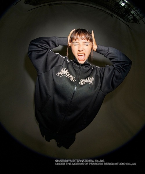 FOREVER 21（フォーエバー トゥエンティーワン）の「【ANGEL BLUE】トラックジャケット（ブルゾン・レディース・ブラック/ブラウン系その他/レッド・FREE）」の8枚目の写真