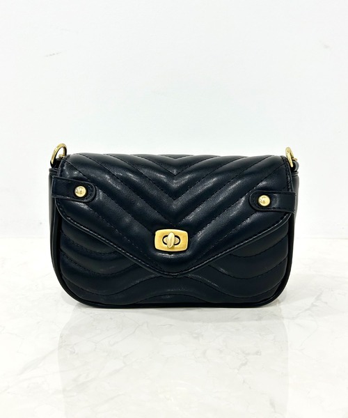 Newlyme（ニューリーミー）の「ミニポーチ付きキルティングチェーンクロスバッグ（ショルダーバッグ・レディース・ブラック/ホワイト・FREE）」の7枚目の写真