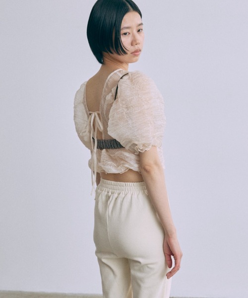 EN NEUME(エンノイム)の「Sheer Crinkled Top(シャツ/ブラウス・レディース・アイボリー/ブラック/イエロー×グリーン/ベージュ・FREE)」の17枚目の写真