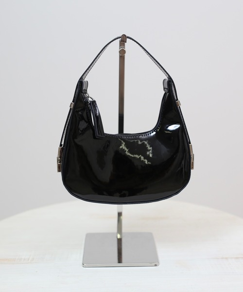 RiLi（リリ）の「エナメルハーフムーンバッグ【RL】（ハンドバッグ・レディース・ブラック/ブラウン/レッド・FREE）」の9枚目の写真