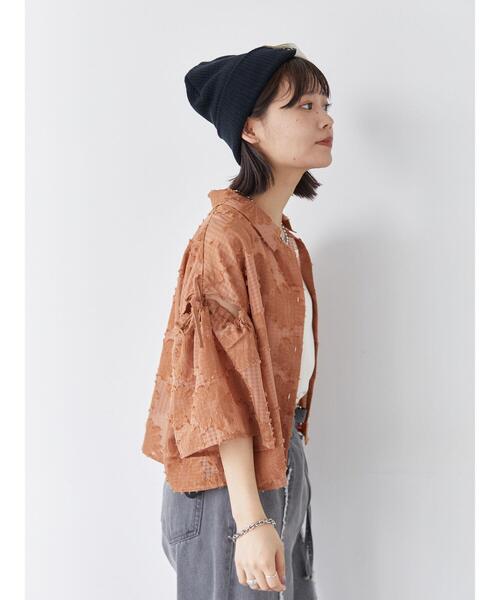 ehka sopo(エヘカソポ)の「ジャカードカットアウトシャツ(シャツ/ブラウス・レディース・ダークオレンジ/キナリ/ブルー/ブラック・F)」の7枚目の写真