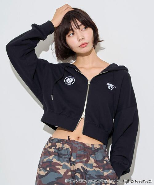 NBA（エヌビーエー）の「∴WEGO/別注NBAショートWZIPパーカー（パーカー・レディース・ブルー/杢グレー/ブラック/ホワイト・FREE）」の12枚目の写真