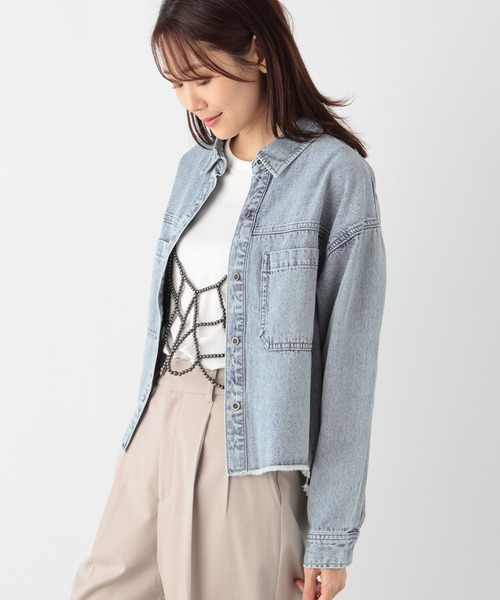 GLOBAL WORK(グローバルワーク)の「GOODデニムクロップドシャツ/115551(シャツ/ブラウス・レディース・ブルー/ライトブルー/グレー・FREE)」の17枚目の写真