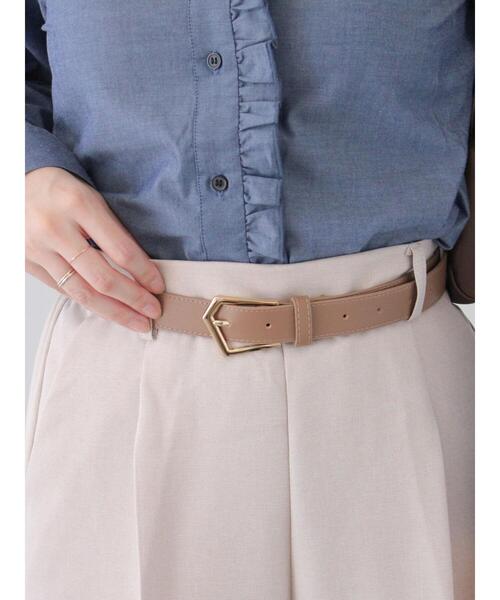 Te chichi TERRASSE（テチチテラス）の「多角形バックルベルト（ベルト・レディース・ブラック/ベージュ・F）」の3枚目の写真