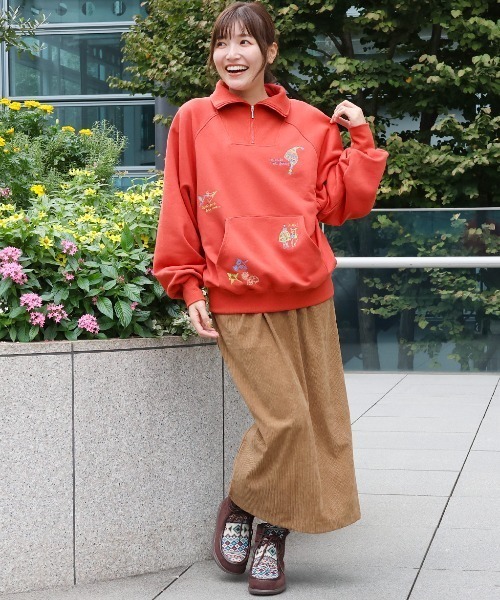 チチカカ（チチカカ）の「スケッチ刺繍ハーフジッププルオーバー（スウェット・レディース・アイボリー/パープル/レッド・FREE）」の6枚目の写真