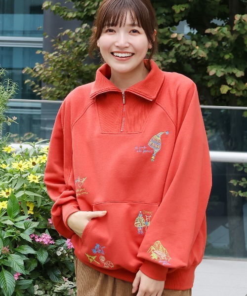 チチカカ（チチカカ）の「スケッチ刺繍ハーフジッププルオーバー（スウェット・レディース・アイボリー/パープル/レッド・FREE）」の7枚目の写真