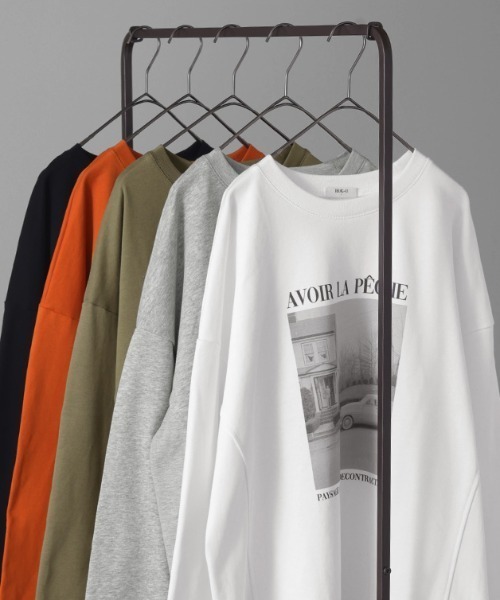 HUG.U(ハグユー)の「プリントフォトロンT(Tシャツ/カットソー・レディース・ホワイト/オレンジ/カーキ/ブラック/ライトグレー・FREE)」の21枚目の写真