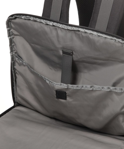 niko and...（ニコアンド）の「【CITY CREEK】大容量多機能リュック/容量35L（バックパック/リュック・メンズ・カーキ/ブラック・0）」の7枚目の写真