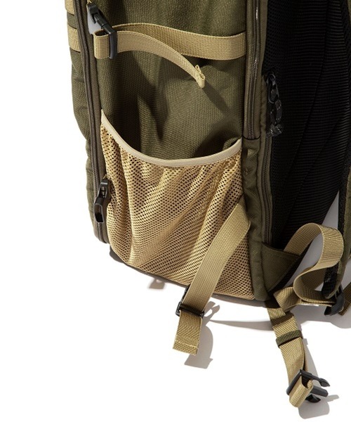 niko and...（ニコアンド）の「【CITY CREEK】大容量多機能リュック/容量35L（バックパック/リュック・メンズ・カーキ/ブラック・0）」の14枚目の写真