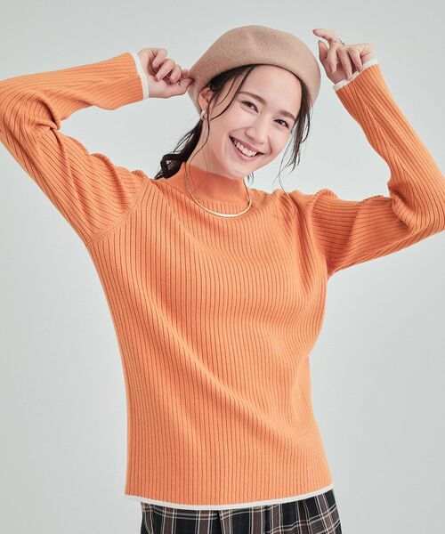 DRESKIP（ドレスキップ）の「◆【洗える】1枚でこなれ見え 配色ライン リブハイネックニット（ニット/セーター・レディース・ライトブルー/ライトグレー/ブラック/オフホワイト/オレンジ/ホワイト系5・03/02/04）」の6枚目の写真