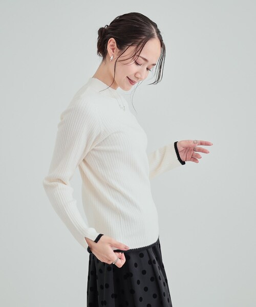 DRESKIP（ドレスキップ）の「◆【洗える】1枚でこなれ見え 配色ライン リブハイネックニット（ニット/セーター・レディース・ライトブルー/ライトグレー/ブラック/オフホワイト/オレンジ/ホワイト系5・03/02/04）」の16枚目の写真