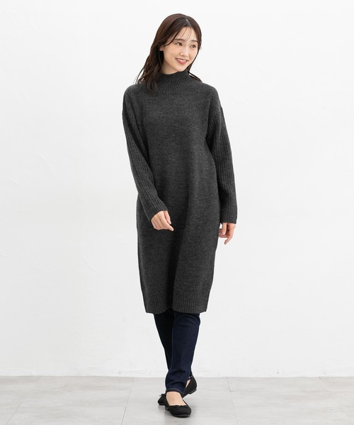 Honeys（ハニーズ）の「【ふんわりもちもち】ハイネックワンピース（ワンピース・レディース・ブルー/杢グレー/チャコール/ベージュ×ブラック・S/M/L/LL）」の6枚目の写真