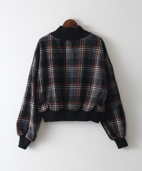 SpRay(スプレイ)の「フェイクウールチェックリブハイネックトップス(ニット/セーター・レディース・グレイッシュベージュ/ブラック/ベージュ/アイボリー・FREE)」の17枚目の写真
